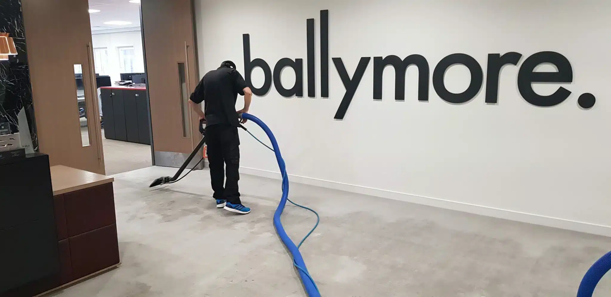 Deep-clean restorative carpet maintenance for media agencies and professional firms in South Bank and Waterloo.